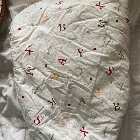 Nice crib set - Picture 5 of 6